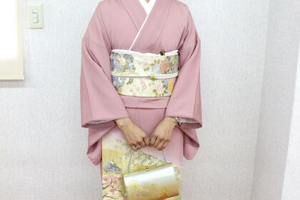 色留袖