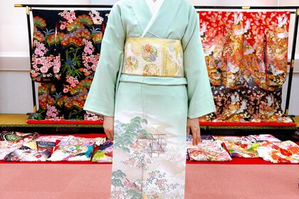 色留袖　ブライダル結衣
