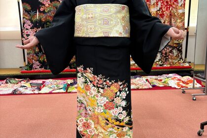 黒留袖試着　ブライダル結衣